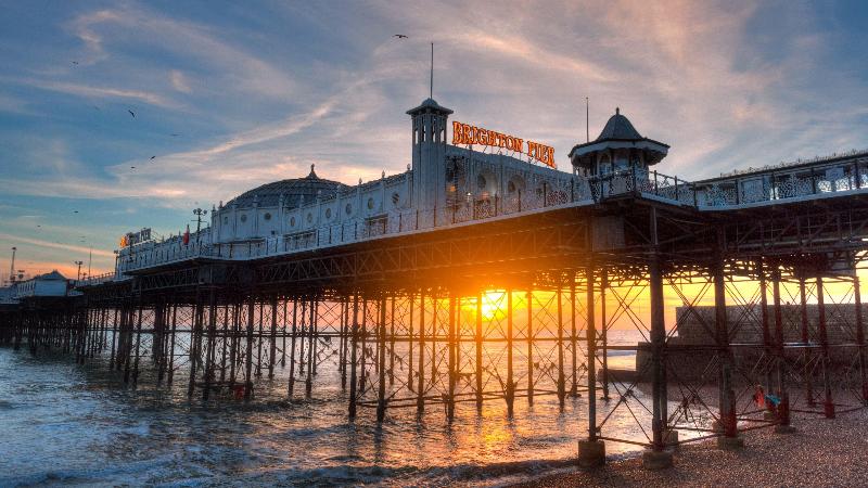 Holiday Inn Brighton Seafront - Genel