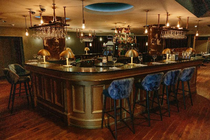 Glasgow Grosvenor - Bar
