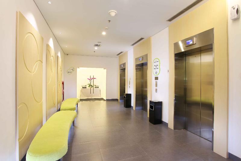 Zest Hotel Airport Jakarta - Oda