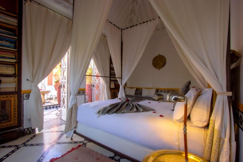 Riad Kaiss By Sanssouci Collection - Oda