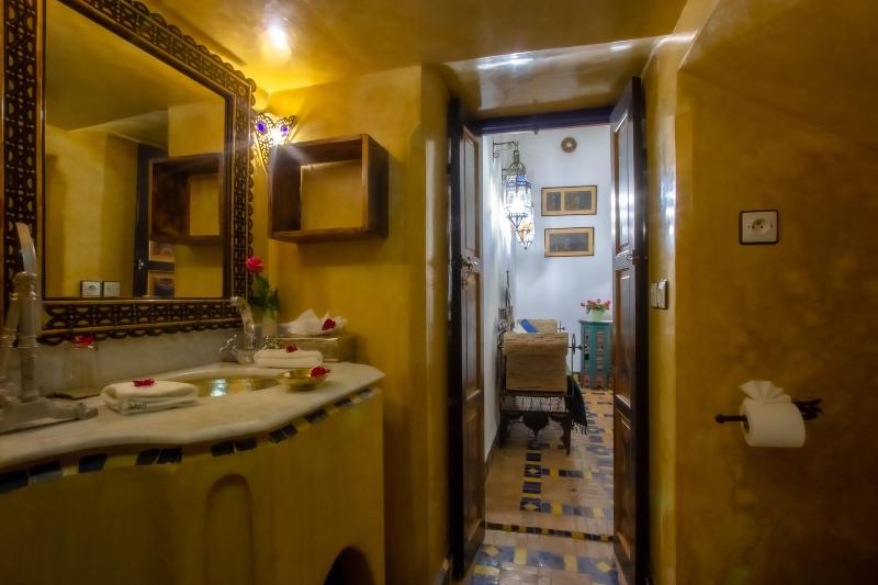 Riad Kaiss By Sanssouci Collection - Oda