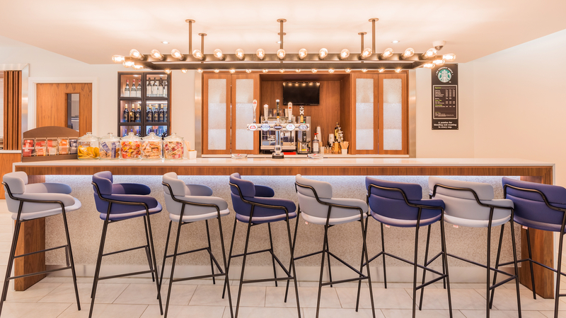 Courtyard by Marriott Glasgow Airport - Bar