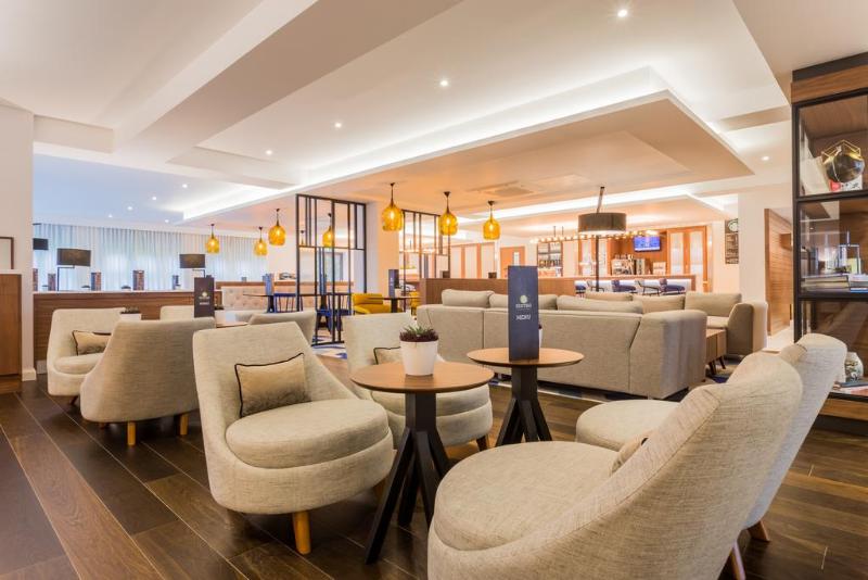 Courtyard by Marriott Glasgow Airport - Bar