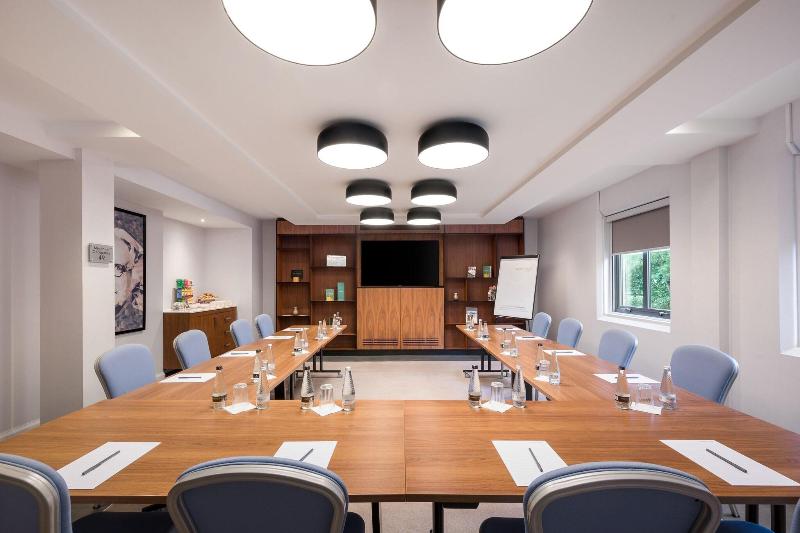 Courtyard by Marriott Glasgow Airport - Toplantı