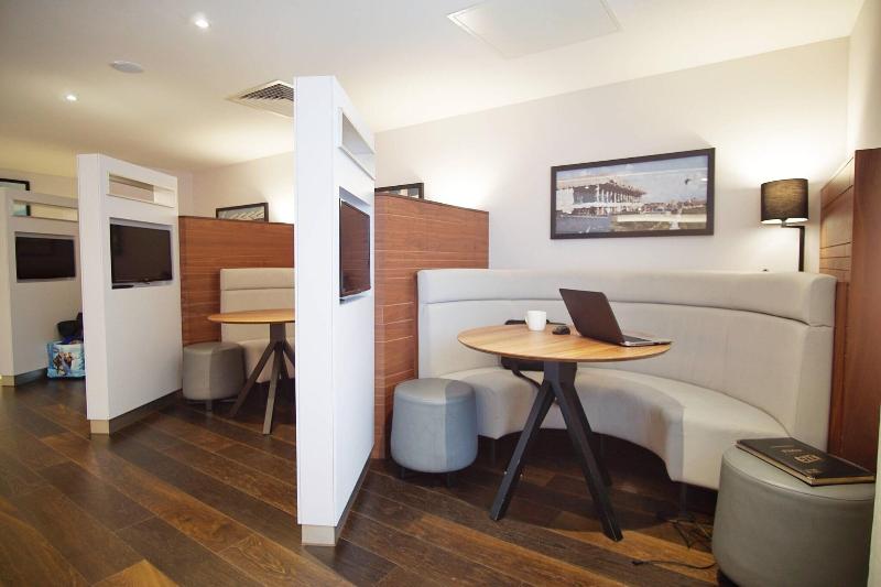 Courtyard by Marriott Glasgow Airport - Genel