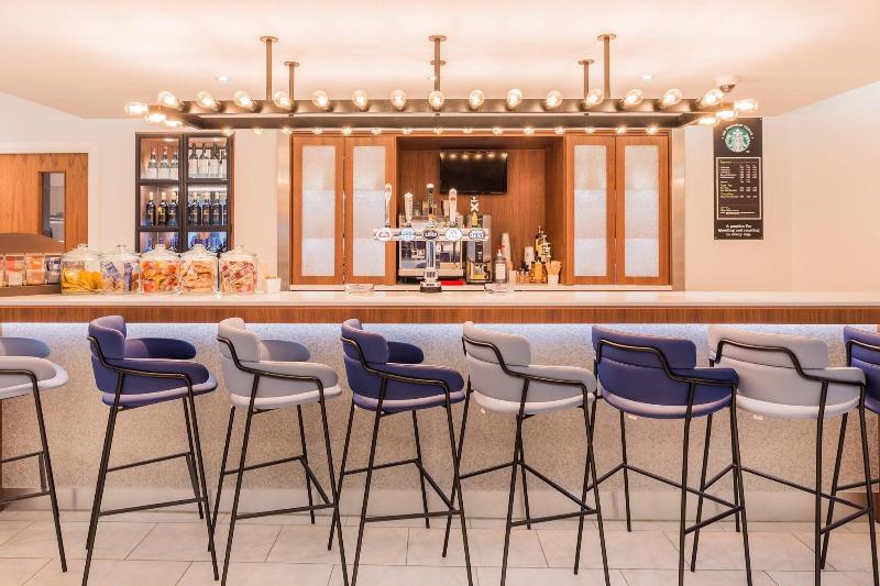 Courtyard by Marriott Glasgow Airport - Restoran