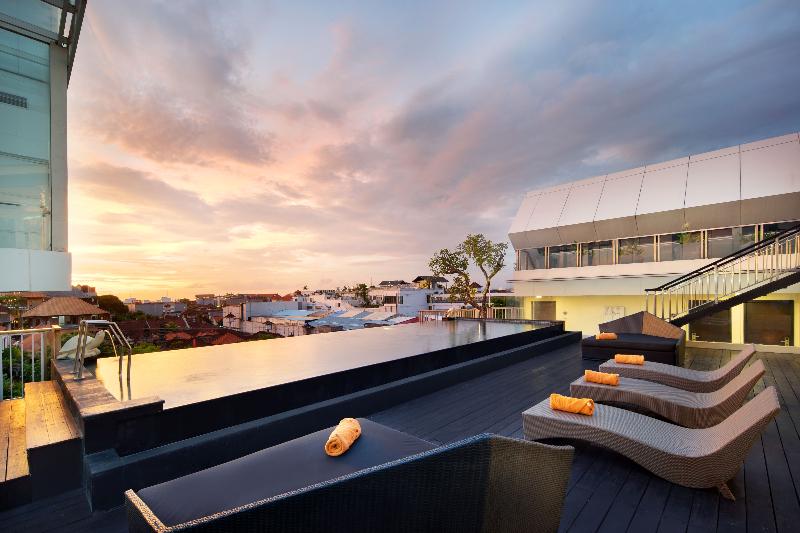 Fashion Legian Hotel - Havuz