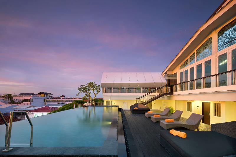 Fashion Legian Hotel - Havuz