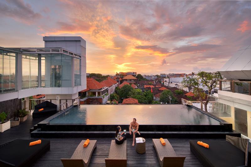 Fashion Legian Hotel - Havuz