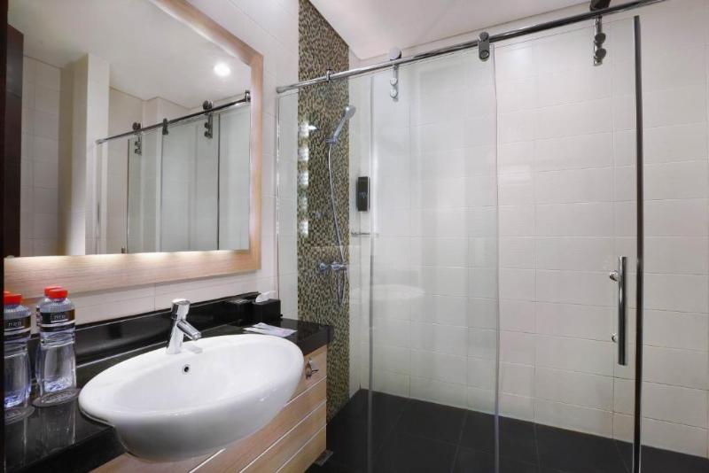 Hotel Neo Gubeng by ASTON - Oda