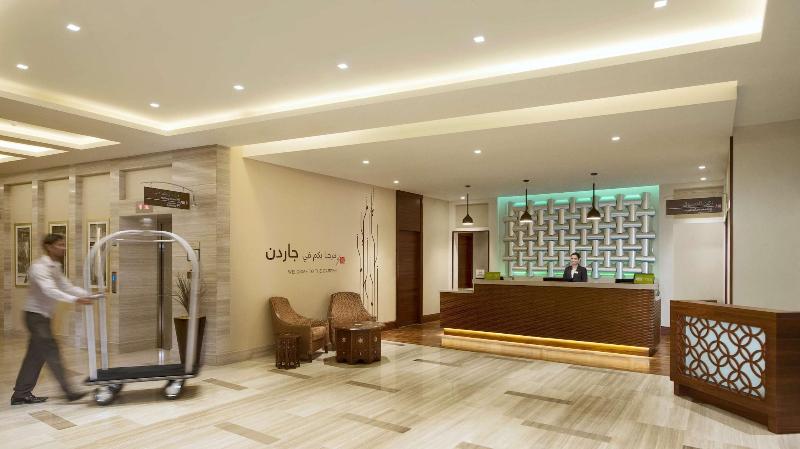 Hilton Garden Inn Dubai Deira - Lobi