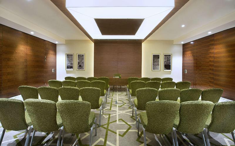 Hilton Garden Inn Dubai Deira - Toplantı