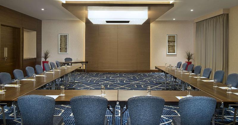 Hilton Garden Inn Dubai Jumeirah - Genel
