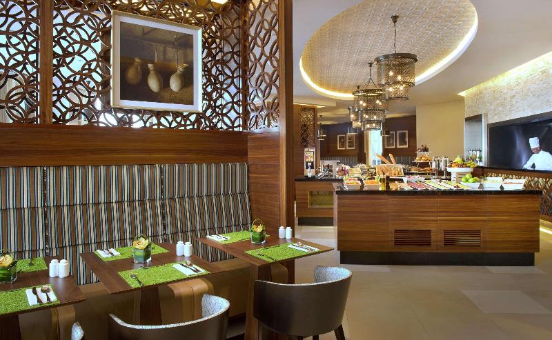 Hilton Garden Inn Dubai Jumeirah - Restoran