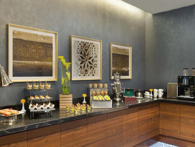 Hilton Garden Inn Dubai Jumeirah - Restoran