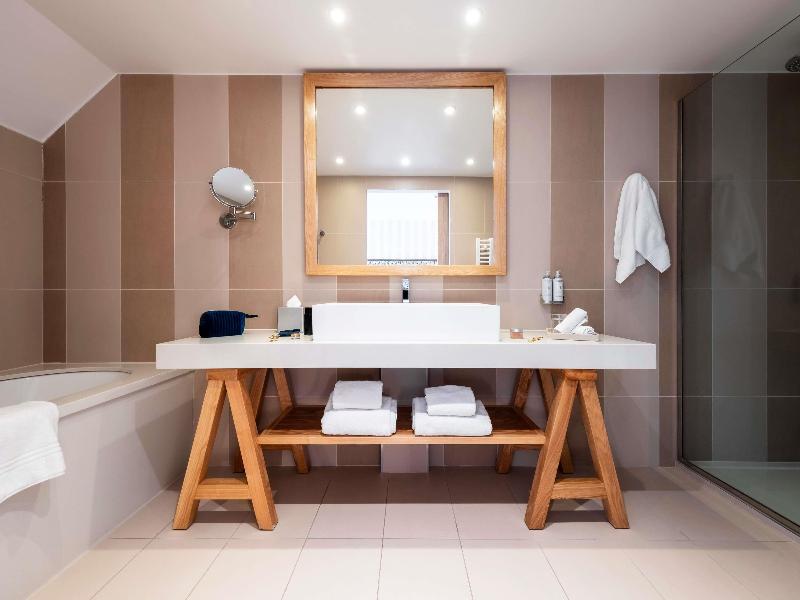 Hotel Castel Maintenon - Handwritten Collection - Oda