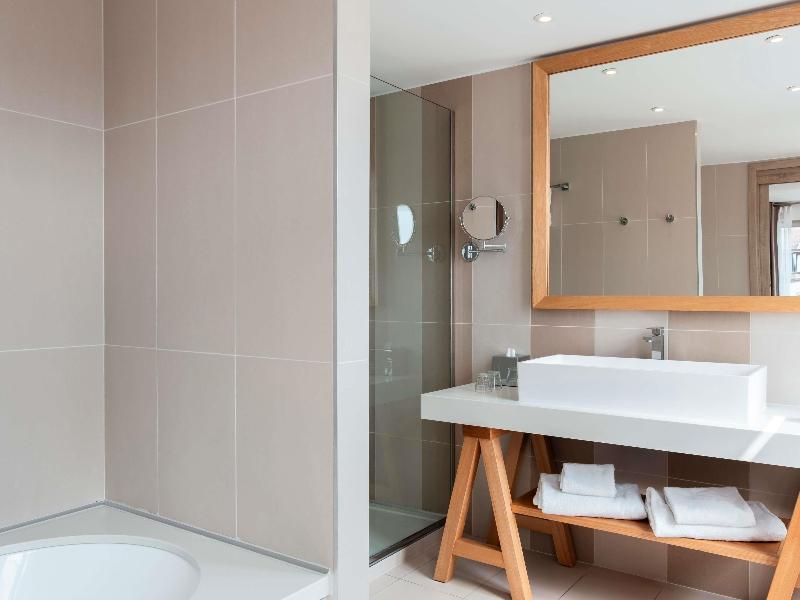 Hotel Castel Maintenon - Handwritten Collection - Oda