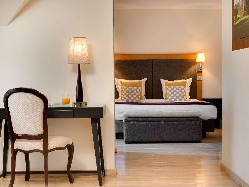 Hotel Castel Maintenon - Handwritten Collection - Oda