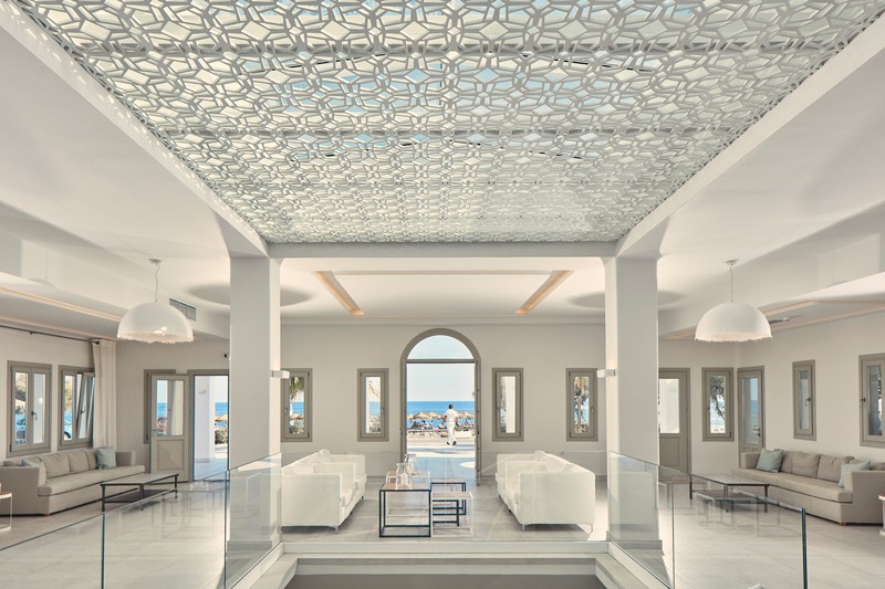 Aqua Blue Beach Hotel - Lobi