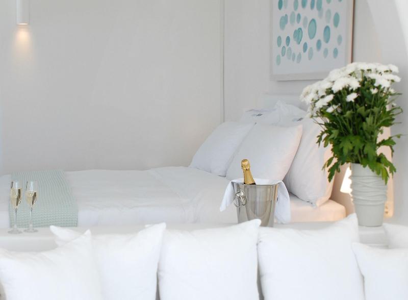 Aqua Blue Beach Hotel - Oda