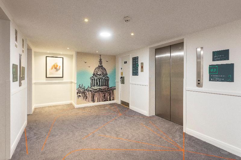 Holiday Inn London Regents Park - Lobi