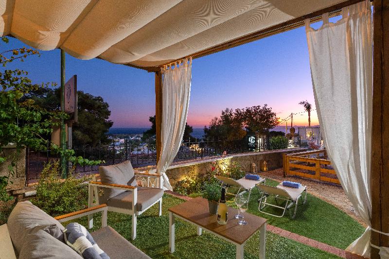 Pefkos View Suites & Maisonette - Oda