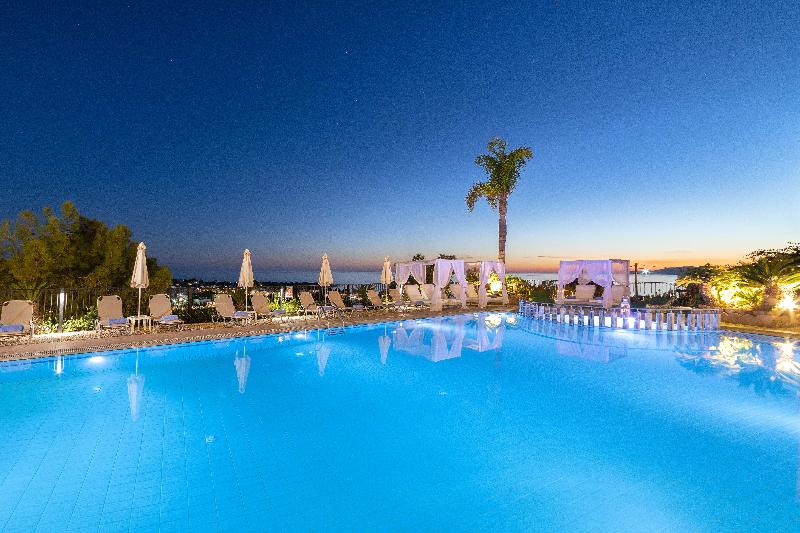Pefkos View Suites & Maisonette - Plaj