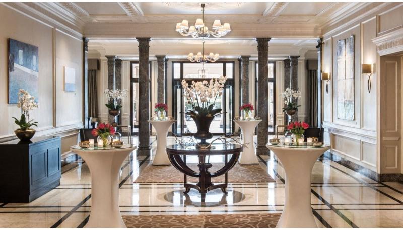 Hyatt Regency London The Churchill - Lobi