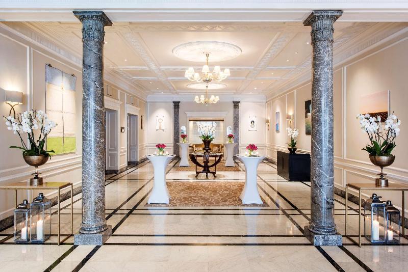 Hyatt Regency London The Churchill - Lobi
