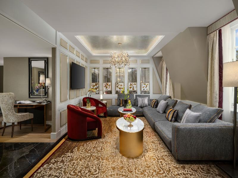 The Biltmore Mayfair - Oda