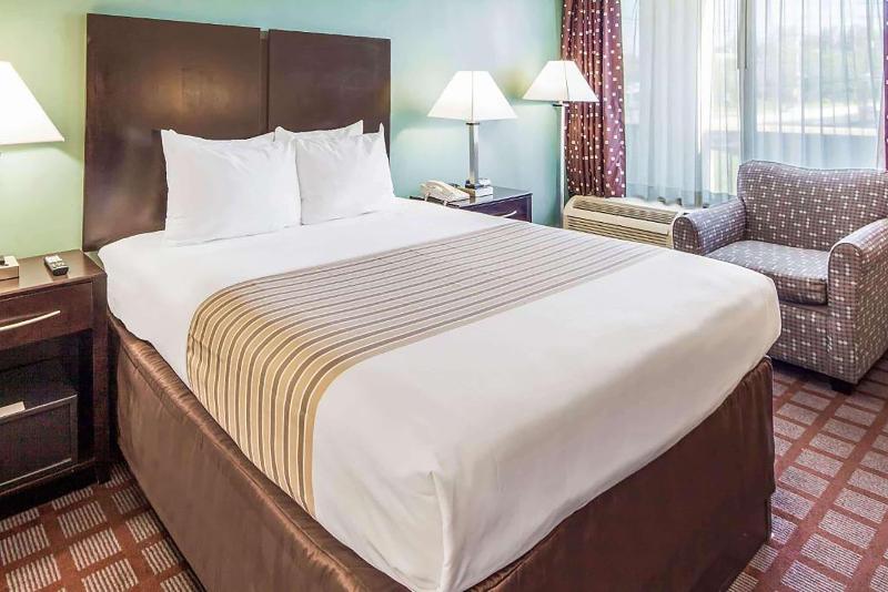 Super 8 by Wyndham Meadowlands - Oda