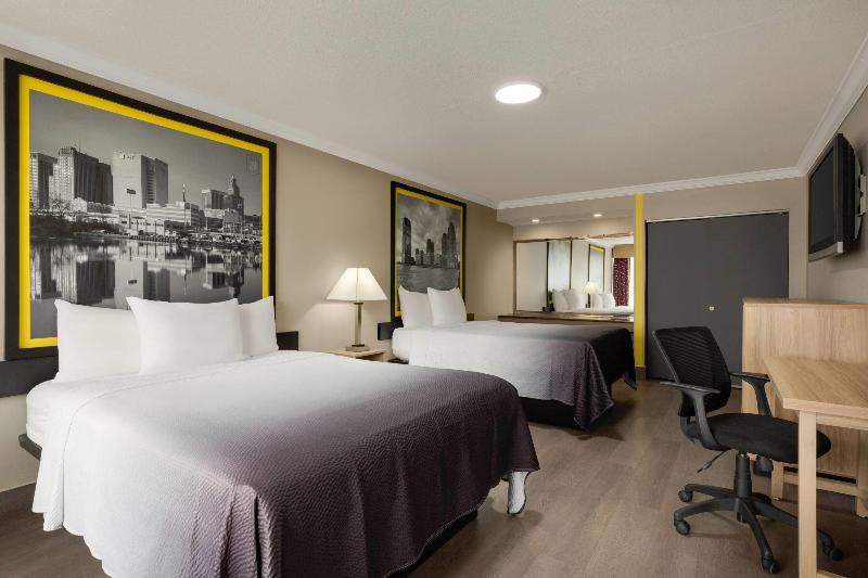 Super 8 by Wyndham Meadowlands - Oda