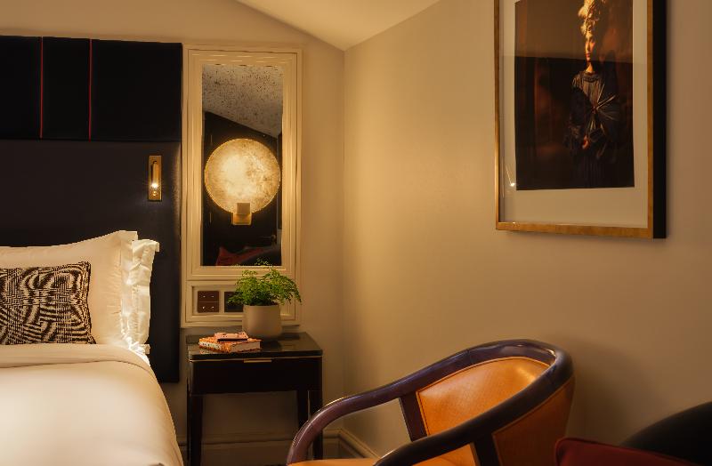 The Mayfair Townhouse - Oda