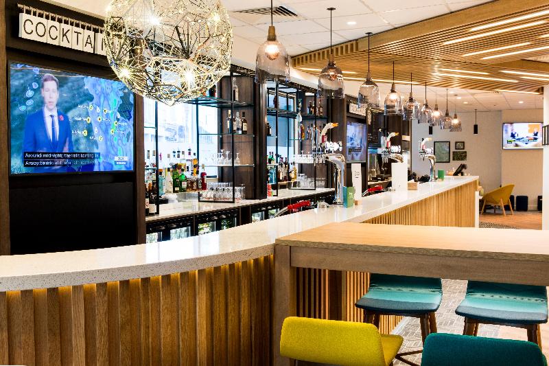 Holiday Inn London Wembley - Bar