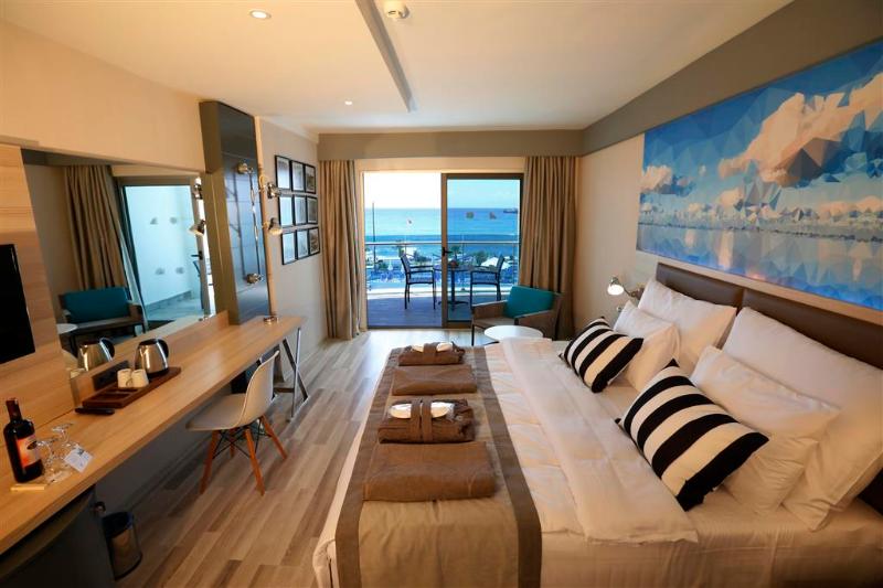 Sunprime C-Lounge - Oda