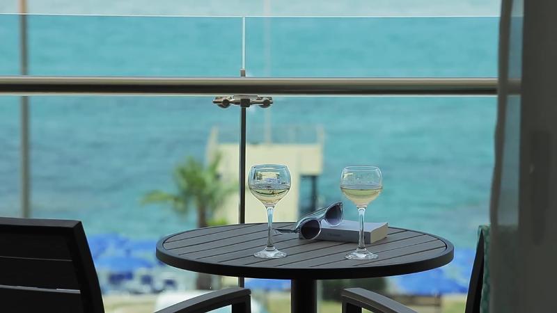 Sunprime C-Lounge - Oda