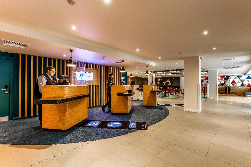 Holiday Inn Express London Hammersmith - Genel