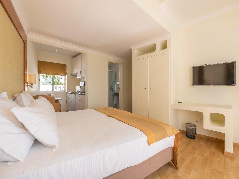Lagoa Apartment Hotel - Oda