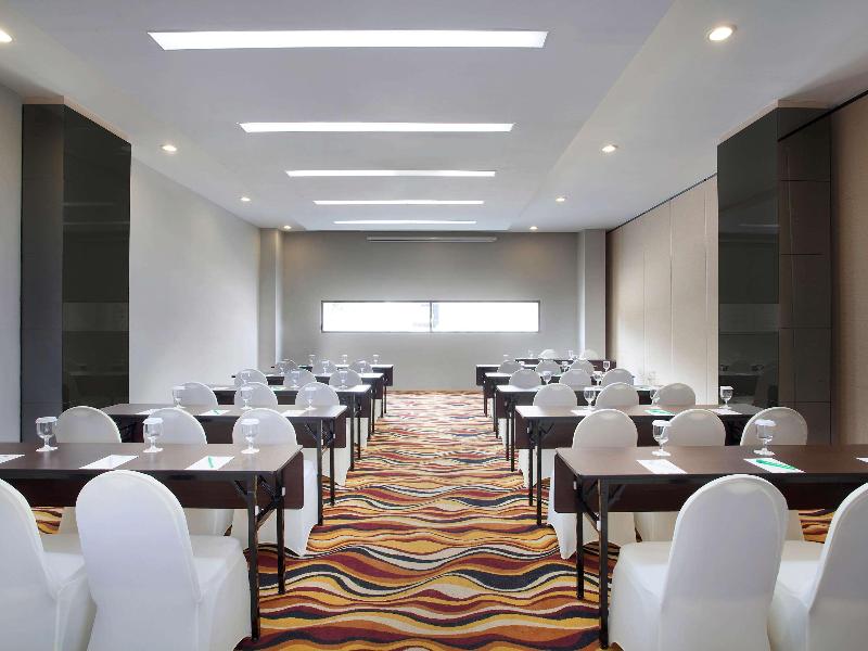 Ibis Styles Jakarta Airport - Toplantı