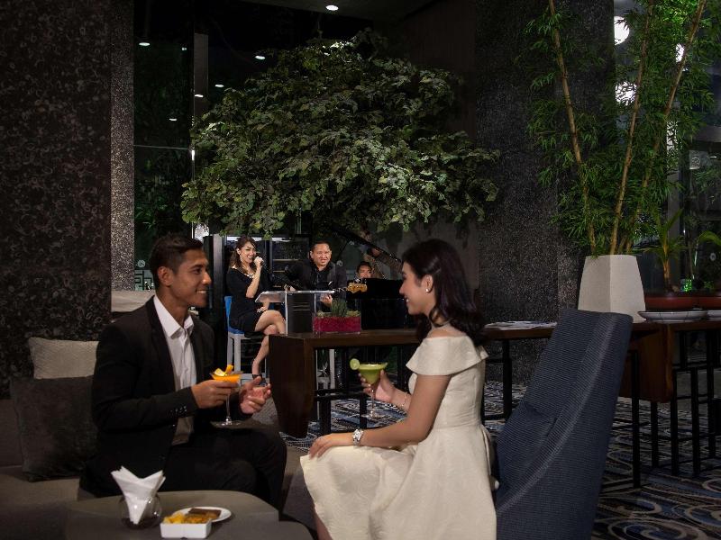 Grand Mercure Jakarta Kemayoran - Bar
