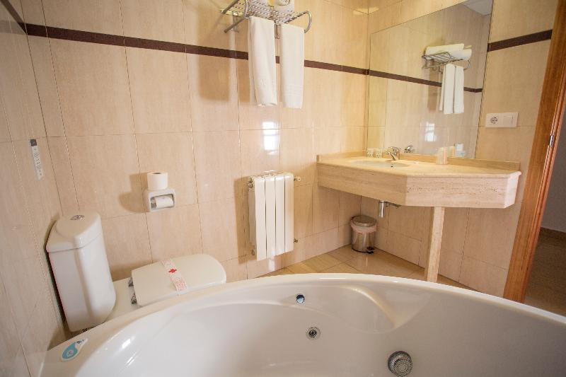 Savoy Hostal - Genel