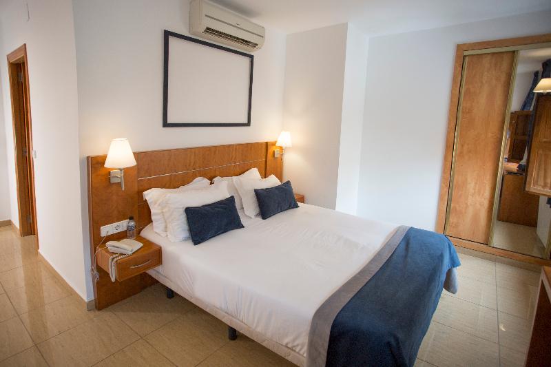 Savoy Hostal - Oda