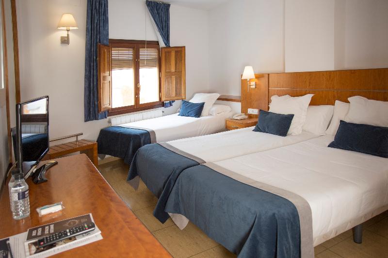 Savoy Hostal - Oda