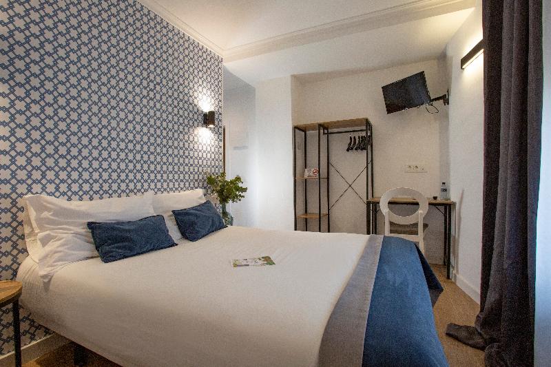 Savoy Hostal - Oda