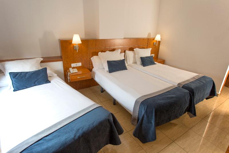 Savoy Hostal - Oda