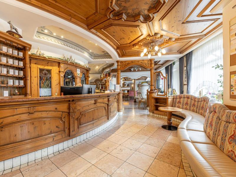 Family Hotel La Perla - Genel