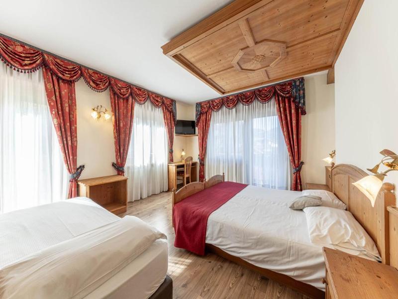 Family Hotel La Perla - Genel