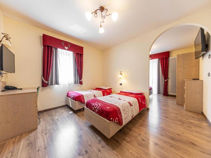 Family Hotel La Perla - Genel