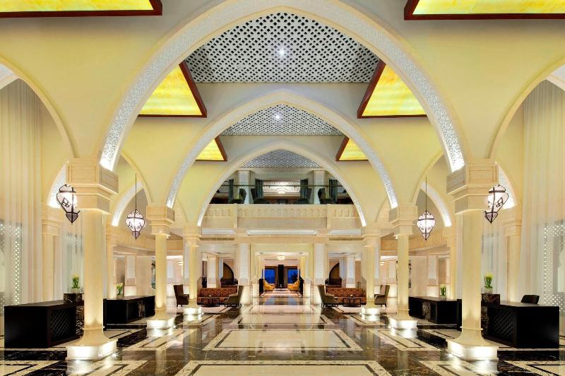 Sheraton Sharjah Beach Resort & Spa - Lobi