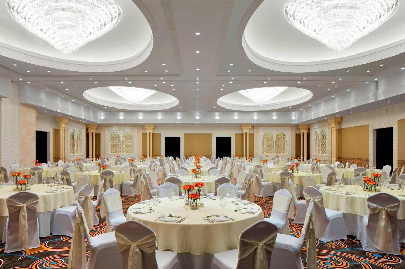 Sheraton Sharjah Beach Resort & Spa - Toplantı